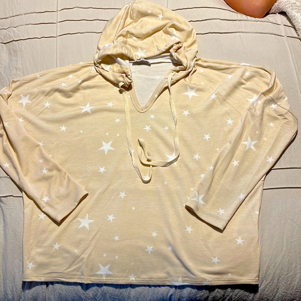 Women’s Star Lightweight Hoodie - NWOT Small